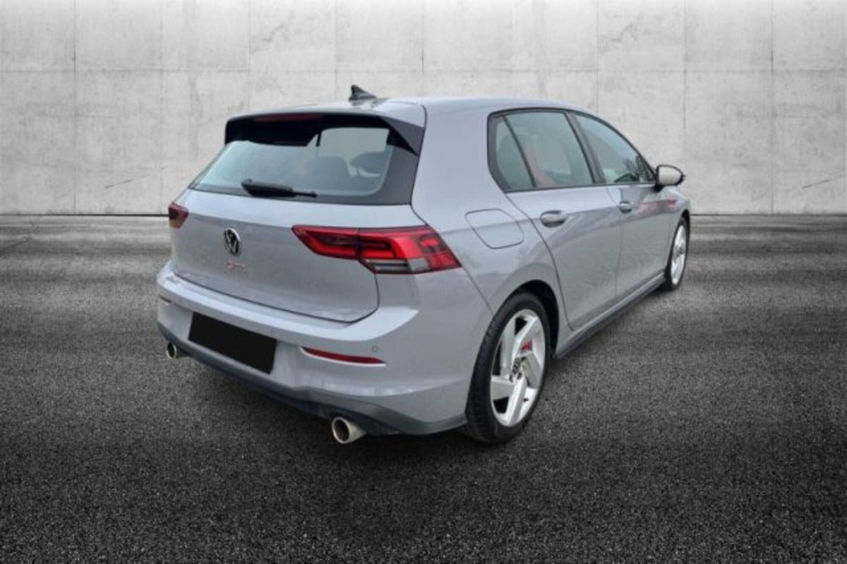 Volkswagen Golf 2.0 TSI GTI DSG (3)