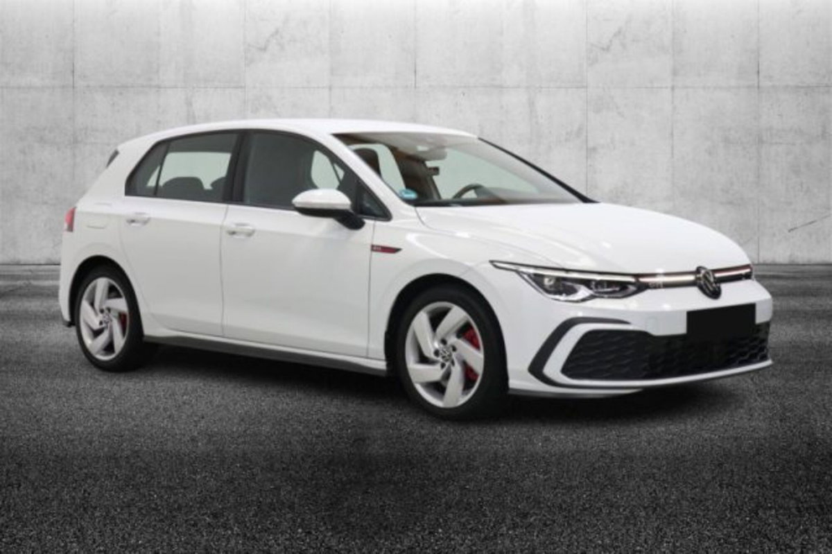 Volkswagen Golf 2.0 TSI GTI DSG (2)
