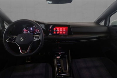 Volkswagen Golf 2.0 TSI GTI DSG (6)