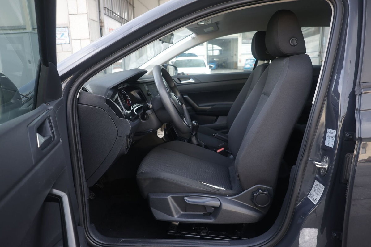 Volkswagen Polo 1.4/80CV TDI 5p. Comfortline (17)