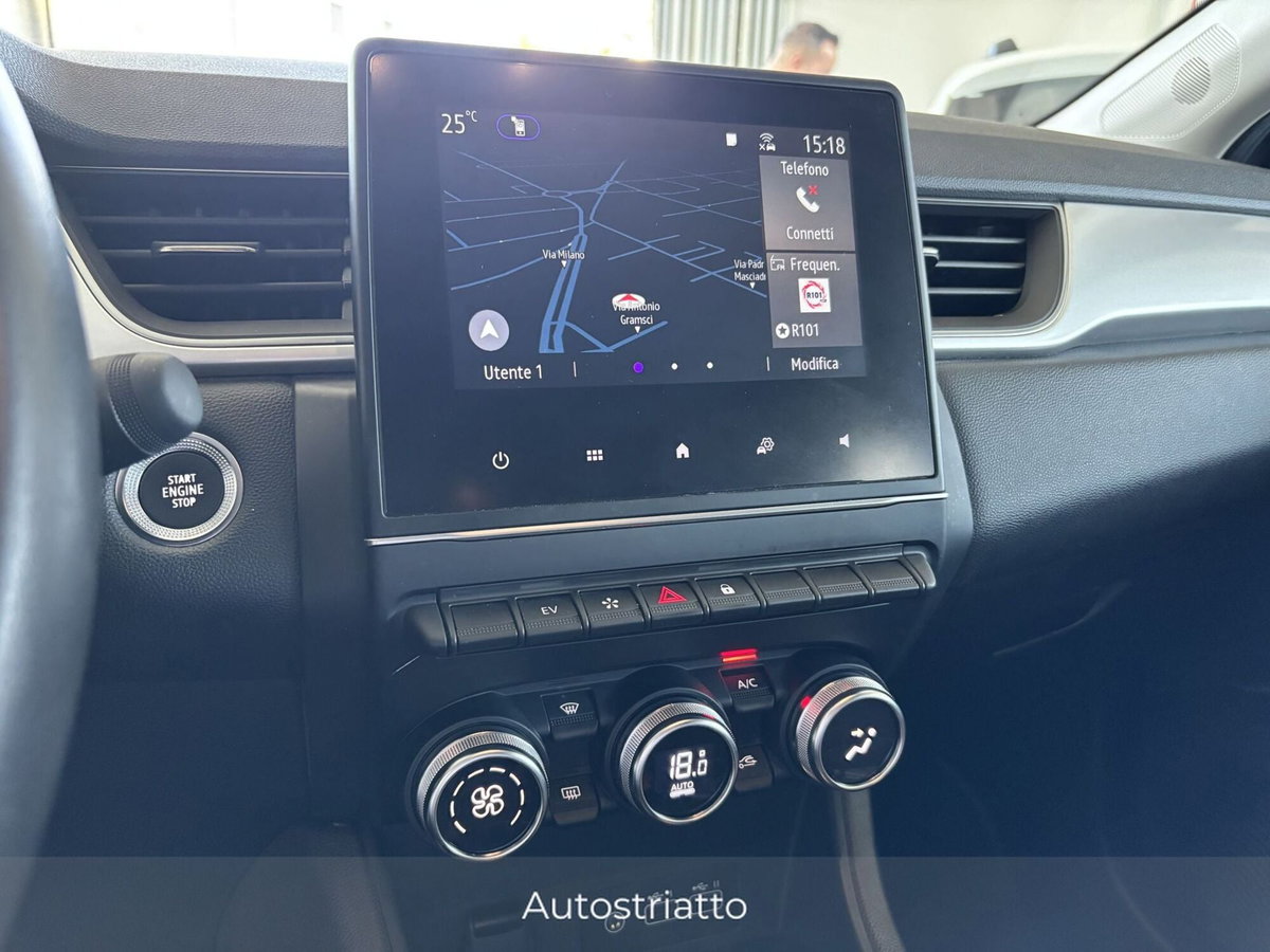 Renault Captur Full Hybrid E-Tech 145 CV Techno (12)