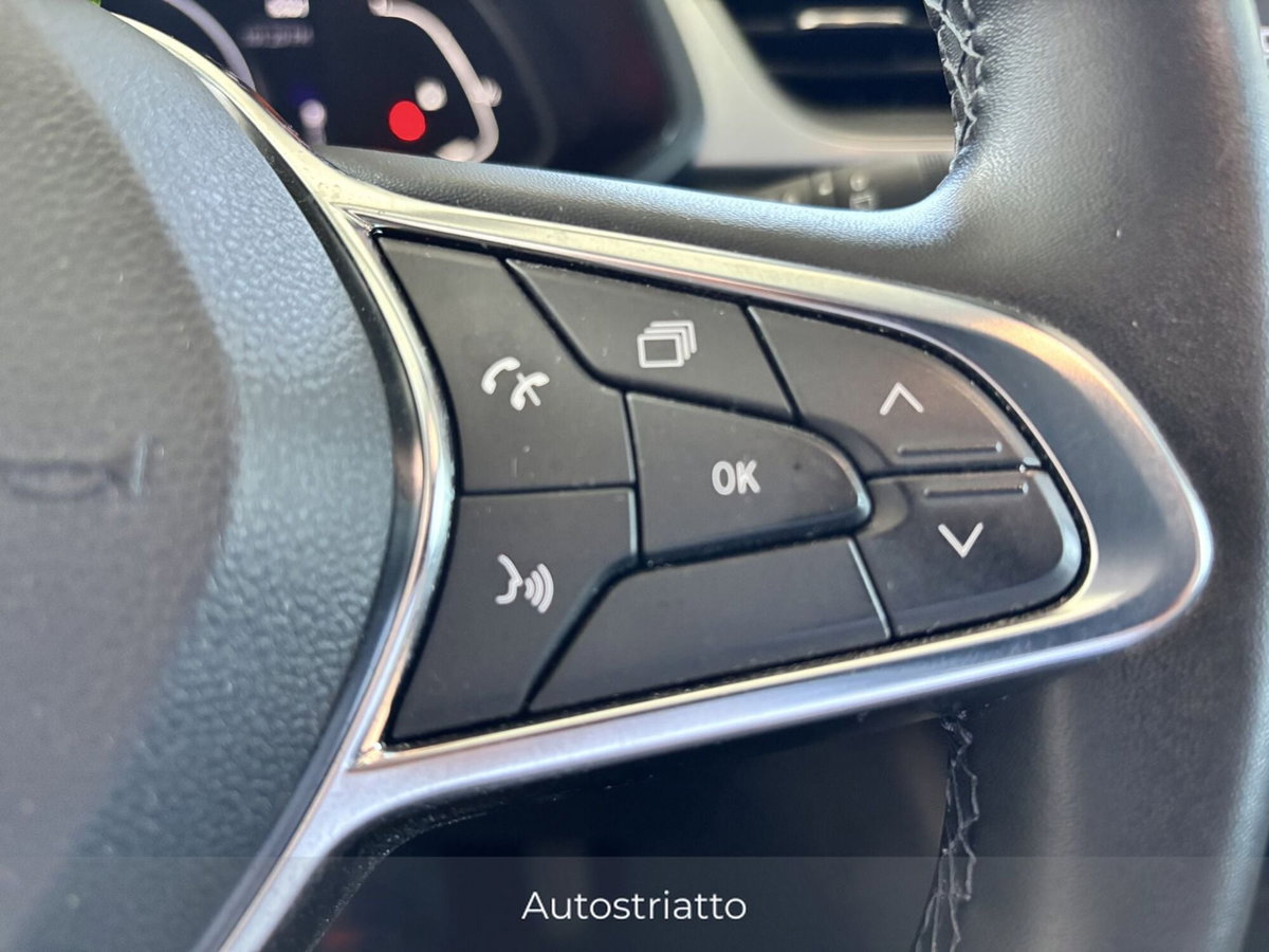 Renault Captur Full Hybrid E-Tech 145 CV Techno (14)