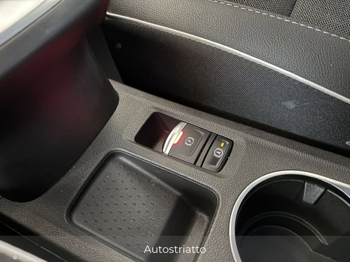 Renault Captur Full Hybrid E-Tech 145 CV Techno (18)