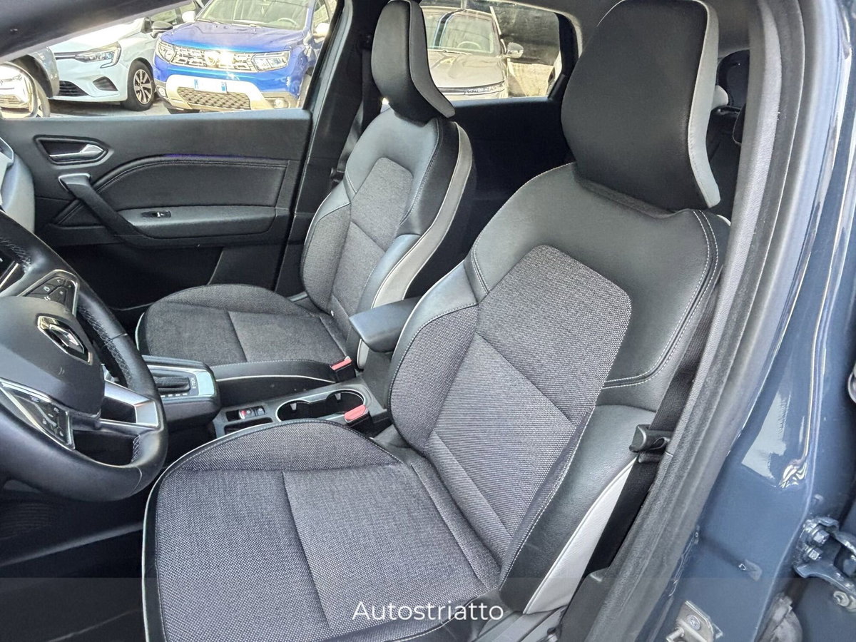 Renault Captur Full Hybrid E-Tech 145 CV Techno (19)
