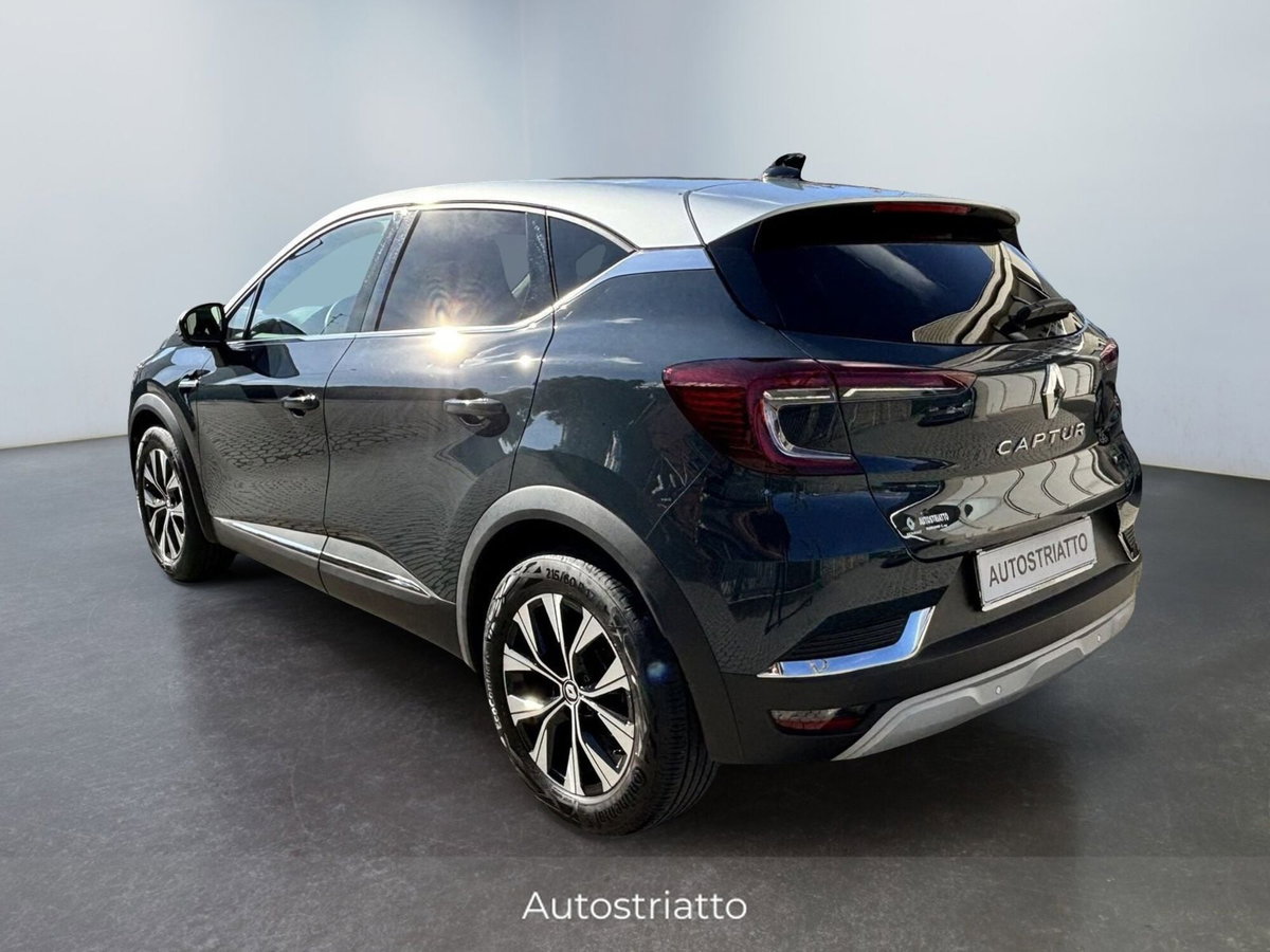 Renault Captur Full Hybrid E-Tech 145 CV Techno (8)