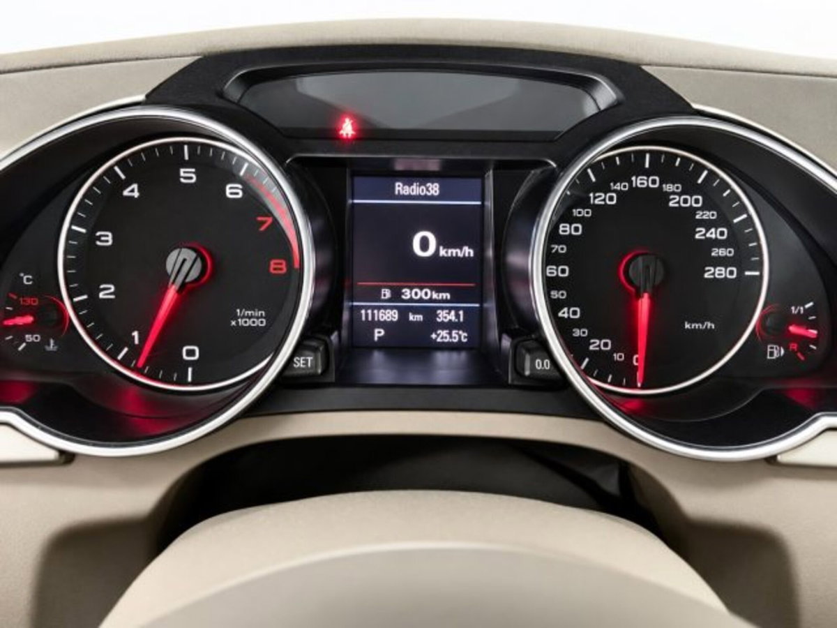 Audi A5 Cabrio 3.2 V6 FSI quattro S tronic (4)