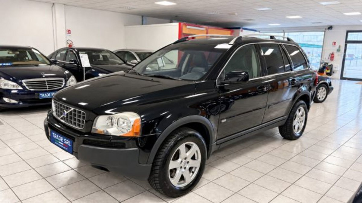 Volvo XC90 2.9 turbo aut. AWD T6 Executive (2)