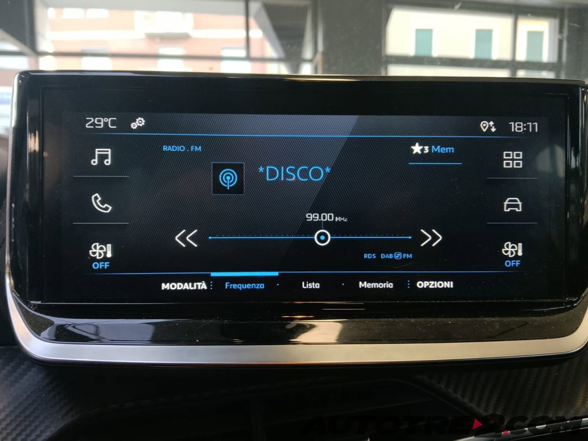 Peugeot 208 PureTech 100 Stop&Start 5 porte Active (13)