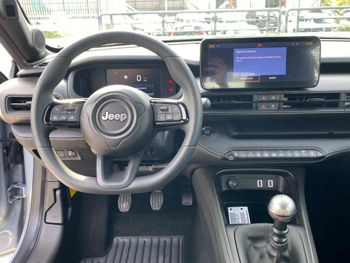 Jeep Avenger 1.2 turbo Longitude fwd 100cv (18)