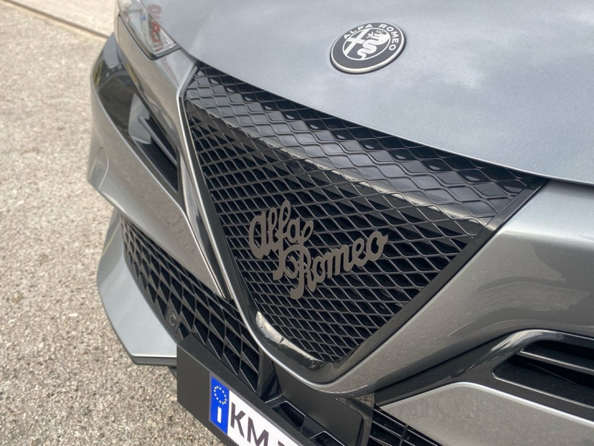 Alfa Romeo Junior 1.2 ibrida Sprint 145cv edct6 (13)