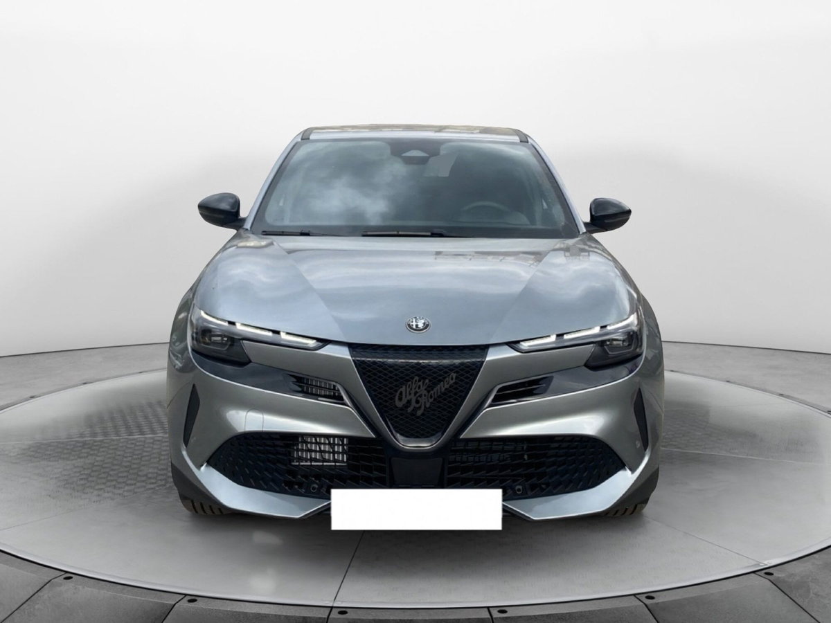 Alfa Romeo Junior 1.2 ibrida Sprint 145cv edct6 (5)