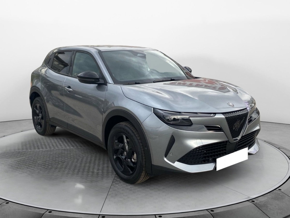 Alfa Romeo Junior 1.2 ibrida Sprint 145cv edct6 (8)