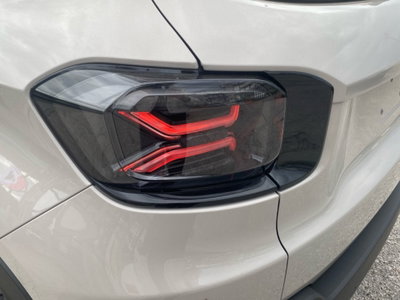 Jeep Avenger 1.2 turbo e-hybrid mhev Summit fwd 110cv edct6 (10)
