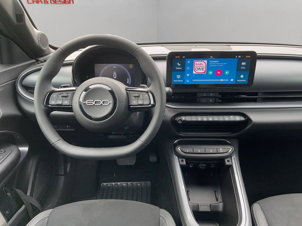 Fiat 600 1.2 hybrid Sport Edizione Milano Cortina 2026 145cv auto (20)