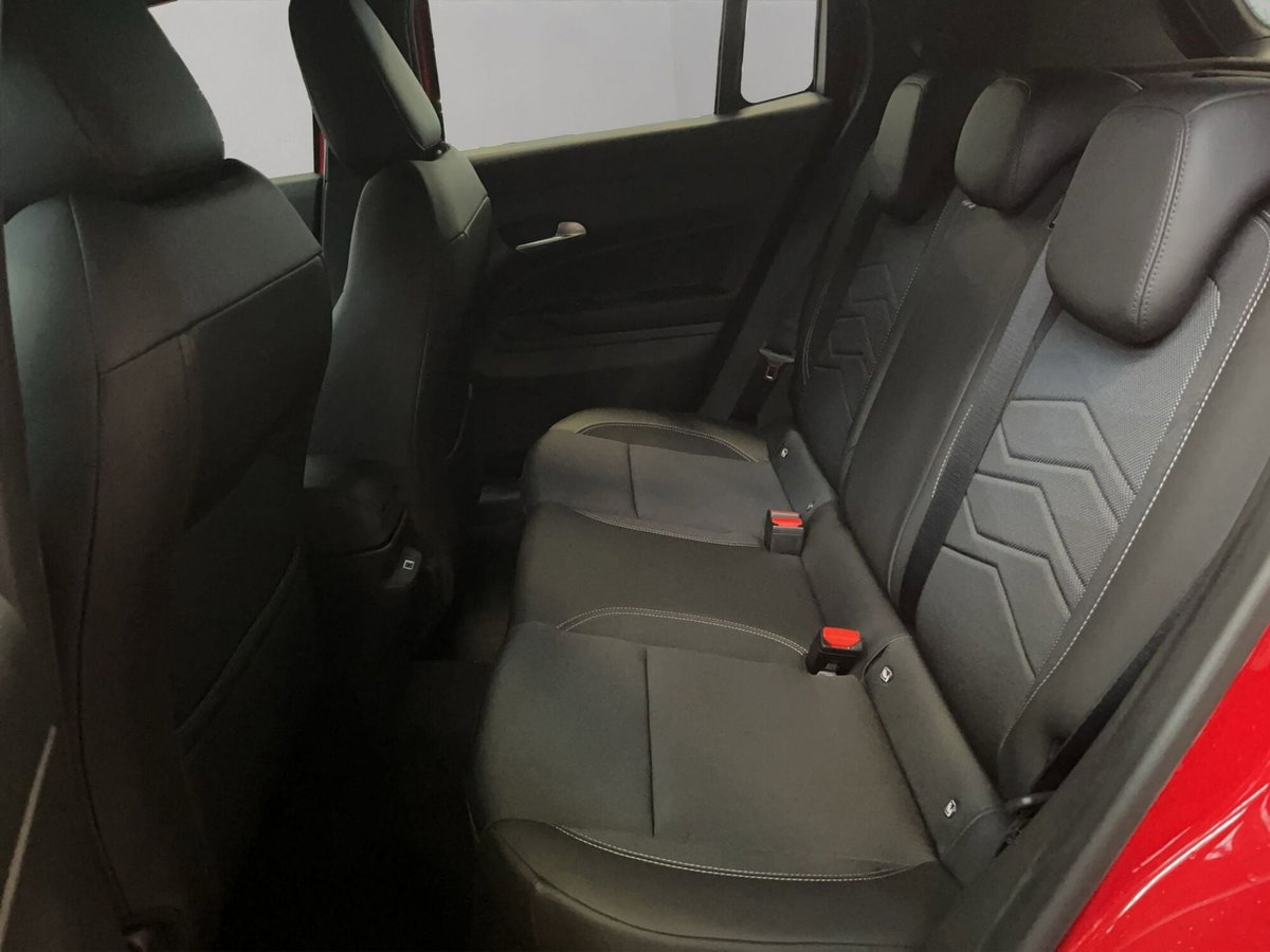 Jeep Avenger 1.2 turbo e-hybrid mhev Altitude fwd 110cv edct6 (12)
