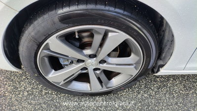 Peugeot 308 1.6 e-HDi 115 CV Stop&Start Active (10)