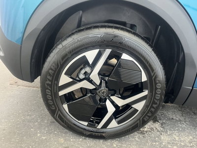 Peugeot 2008 1.2 puretech Allure s&s 100cv (14)