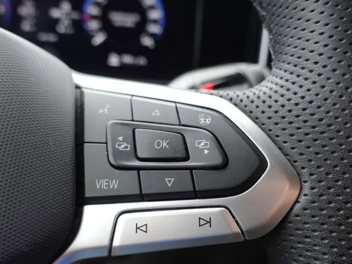 Volkswagen Tiguan 2.0 tdi R-Line 4motion 193cv dsg (13)
