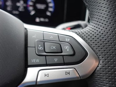 Volkswagen Tiguan 2.0 tdi R-Line 4motion 193cv dsg (13)