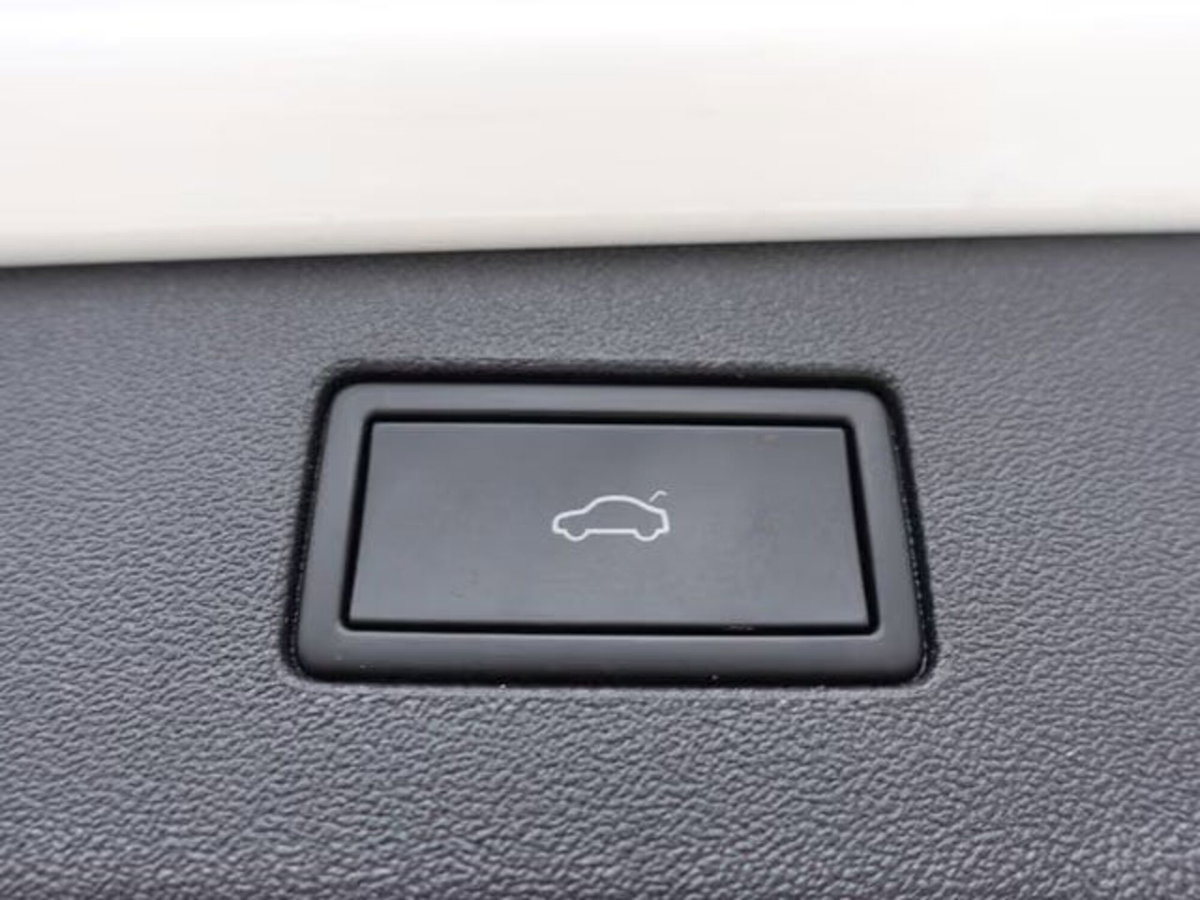 Volkswagen Tiguan 2.0 tdi R-Line 4motion 193cv dsg (16)