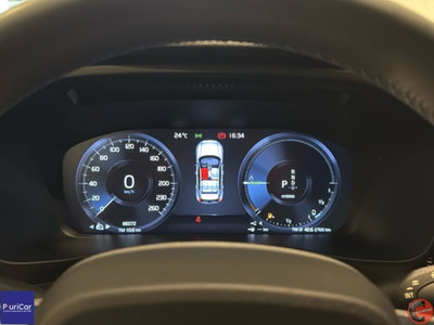 Volvo XC40 T5 Recharge Plug-in Hybrid R-design (10)