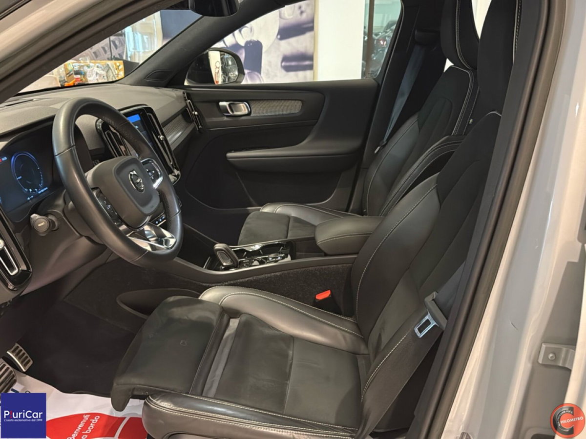 Volvo XC40 T5 Recharge Plug-in Hybrid R-design (17)