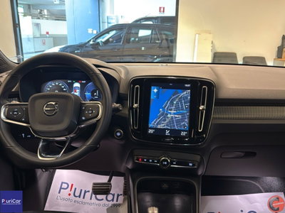 Volvo XC40 T5 Recharge Plug-in Hybrid R-design (4)