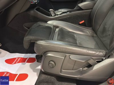 Volvo XC40 T5 Recharge Plug-in Hybrid R-design (8)