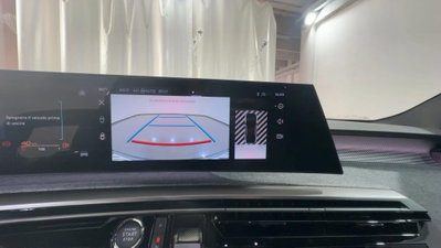 Peugeot 3008 1.2 hybrid 48V GT 136cv e-dcs6 (17)