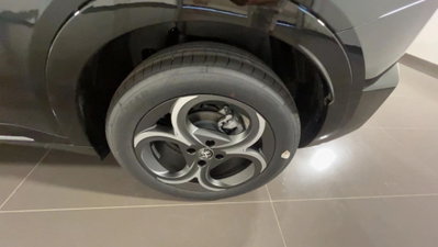 Alfa Romeo Junior 1.2 ibrida Sport Speciale 145cv edct6 (7)