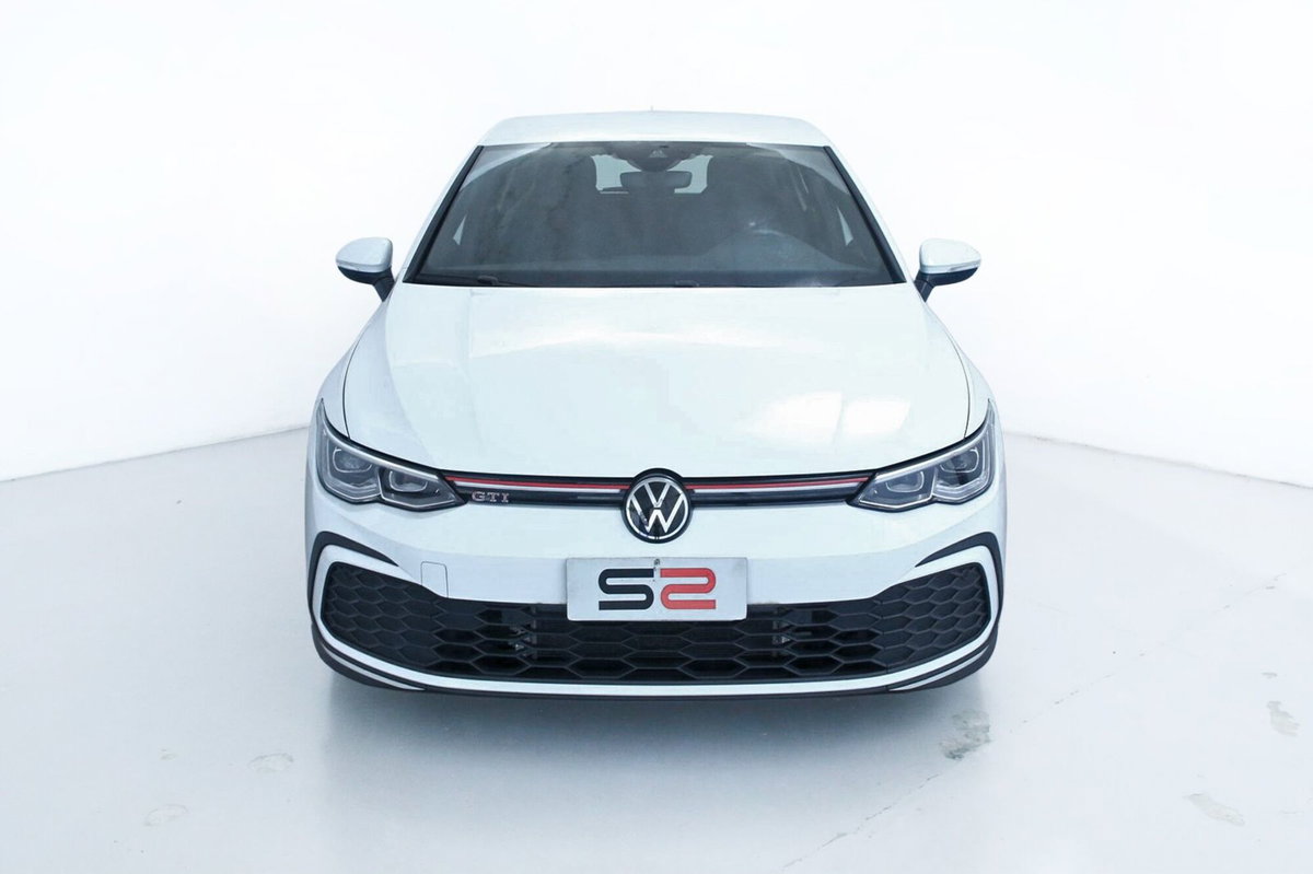 Volkswagen Golf 2.0 TSI GTI (2)