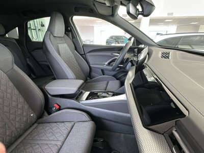 Audi Q5 Sportback 2.0 tdi mhev+ S line quattro 204cv s-tronic (15)