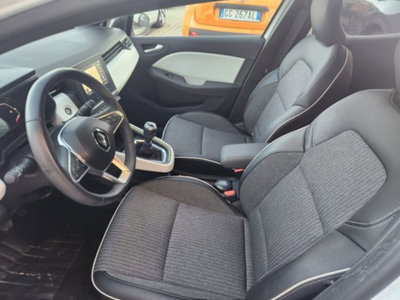 Renault Clio 1.0 tce Techno Gpl 100cv (10)
