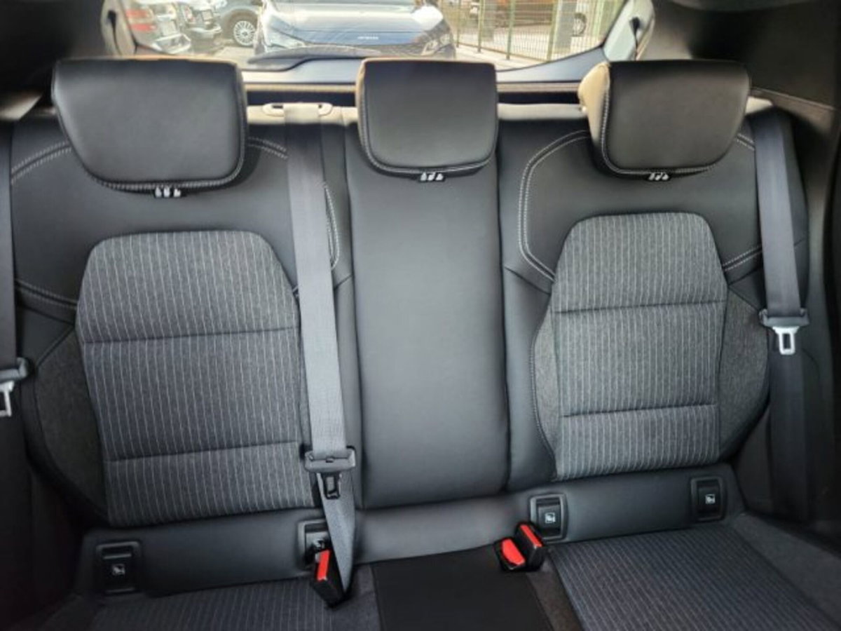 Renault Clio 1.0 tce Techno Gpl 100cv (15)