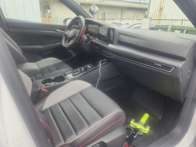 Volkswagen Golf 2.0 TSI GTI DSG (14)