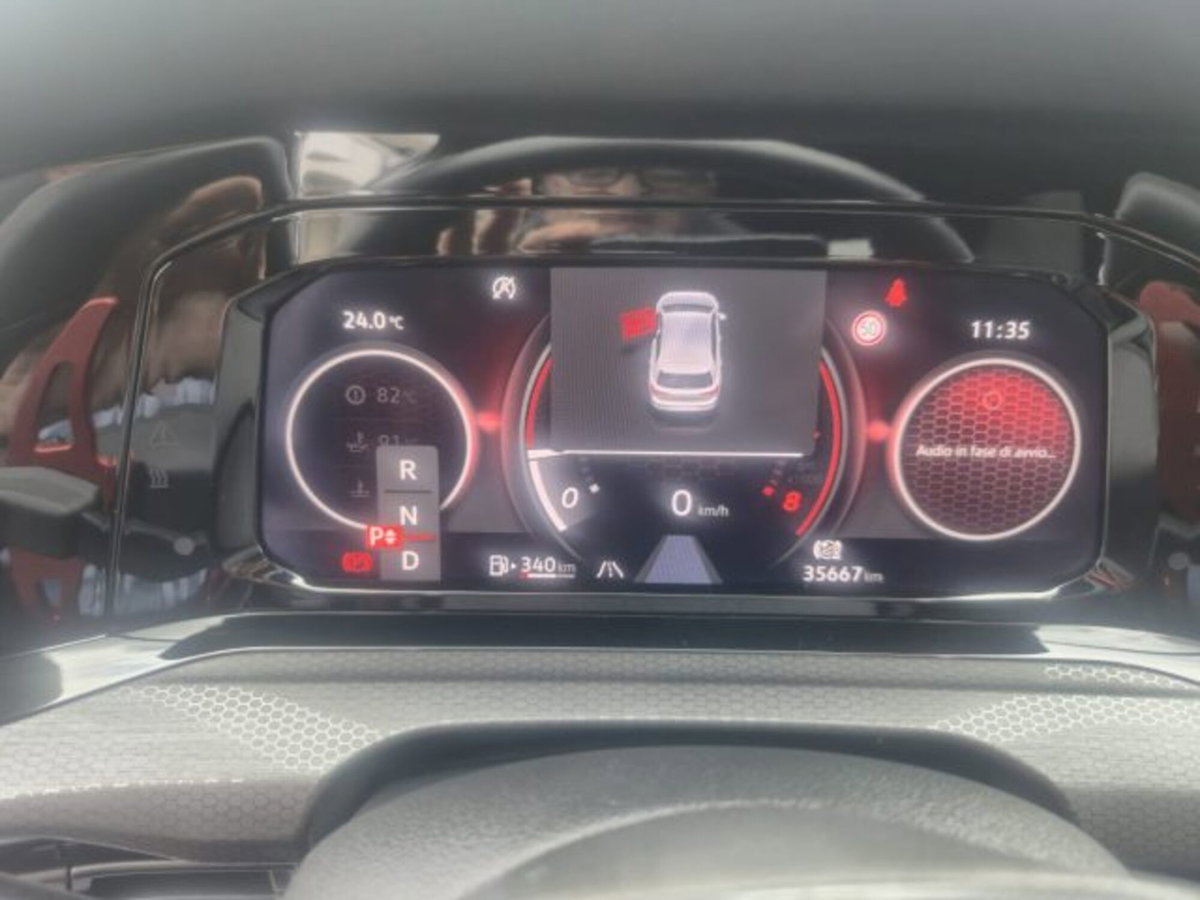 Volkswagen Golf 2.0 TSI GTI DSG (15)