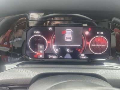 Volkswagen Golf 2.0 TSI GTI DSG (15)