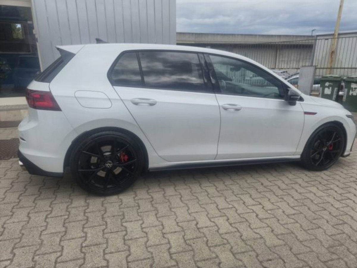 Volkswagen Golf 2.0 TSI GTI DSG (6)