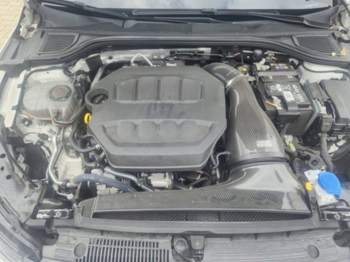 Volkswagen Golf 2.0 TSI GTI DSG (8)