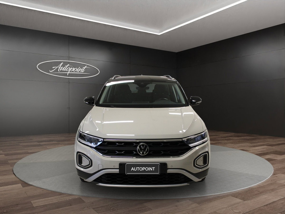Volkswagen T-Roc 1.0 TSI Life (8)