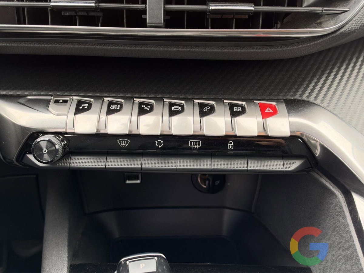 Peugeot 3008 Hybrid 225 e-EAT8 Allure (13)