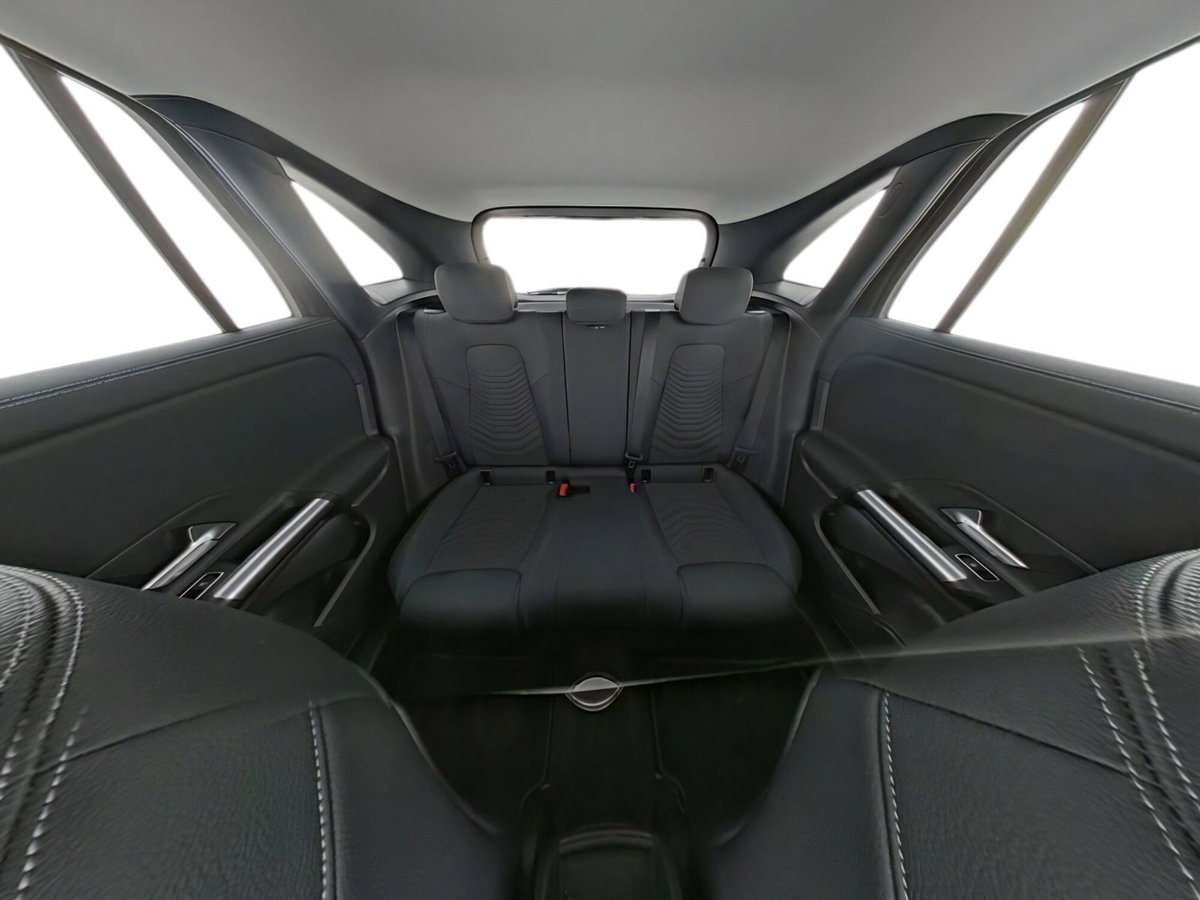 Mercedes-Benz GLA SUV 180 Progressive Advanced Plus auto (7)