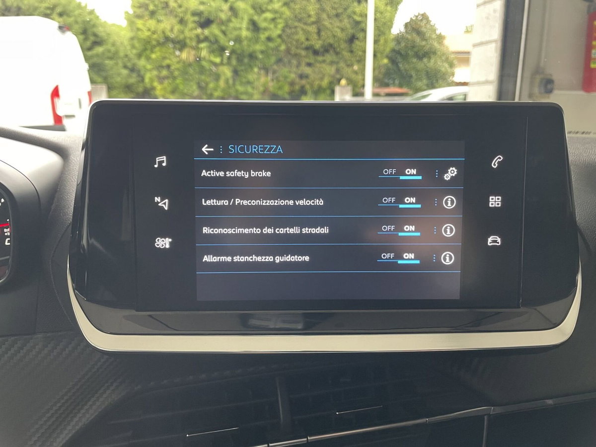 Peugeot 208 PureTech 75 Stop&Start 5 porte Active Pack (18)