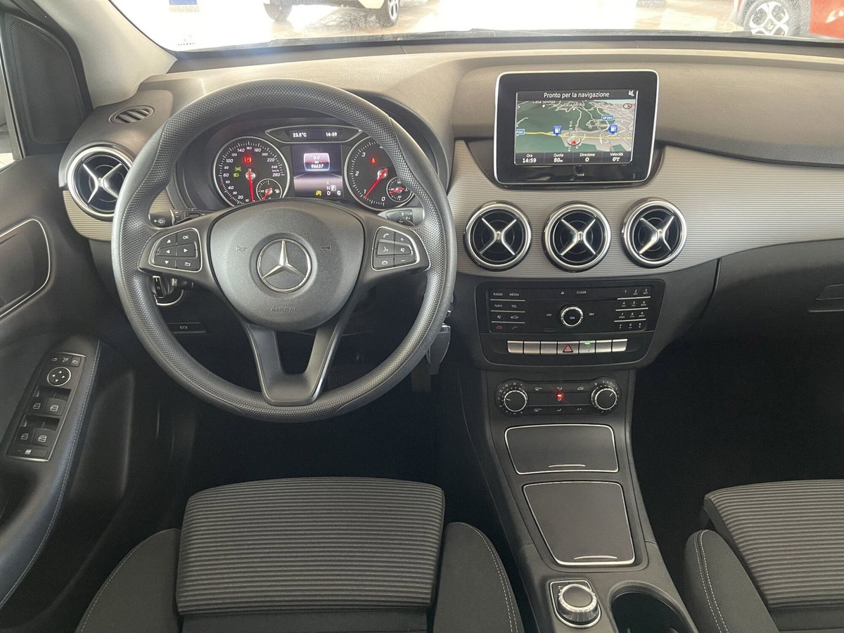 Mercedes-Benz Classe B 160 d Executive (12)