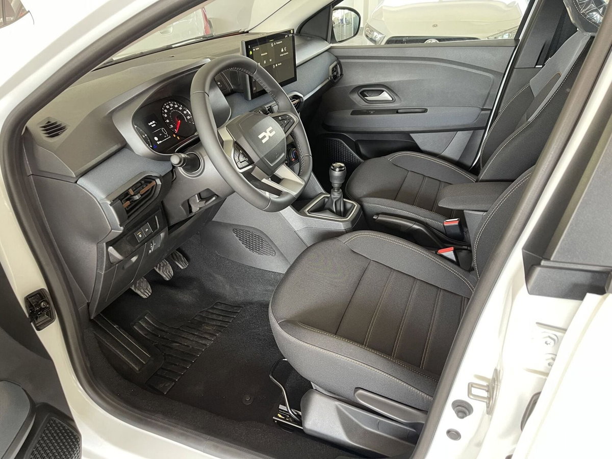 Dacia Sandero Stepway 1.2 Eco-G Expression 120cv auto (5)