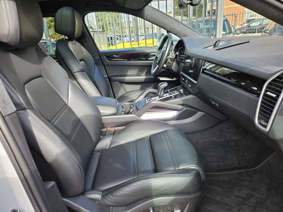 Porsche Cayenne 4.0 V8 Turbo (12)