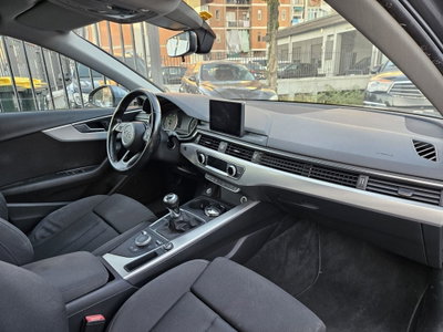 Audi A4 Avant 2.0 TDI 150 CV Business (10)