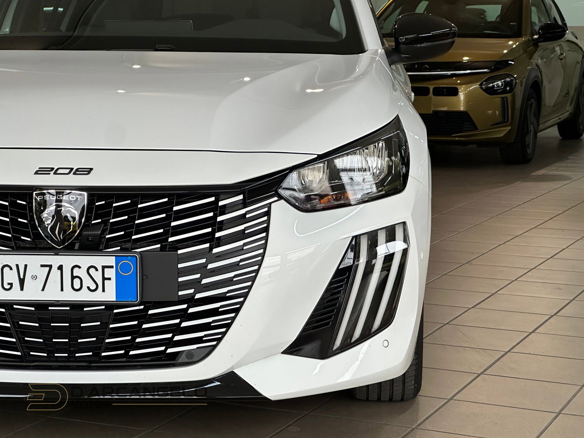 Peugeot 208 PureTech 100 Stop&Start 5 porte Allure (11)