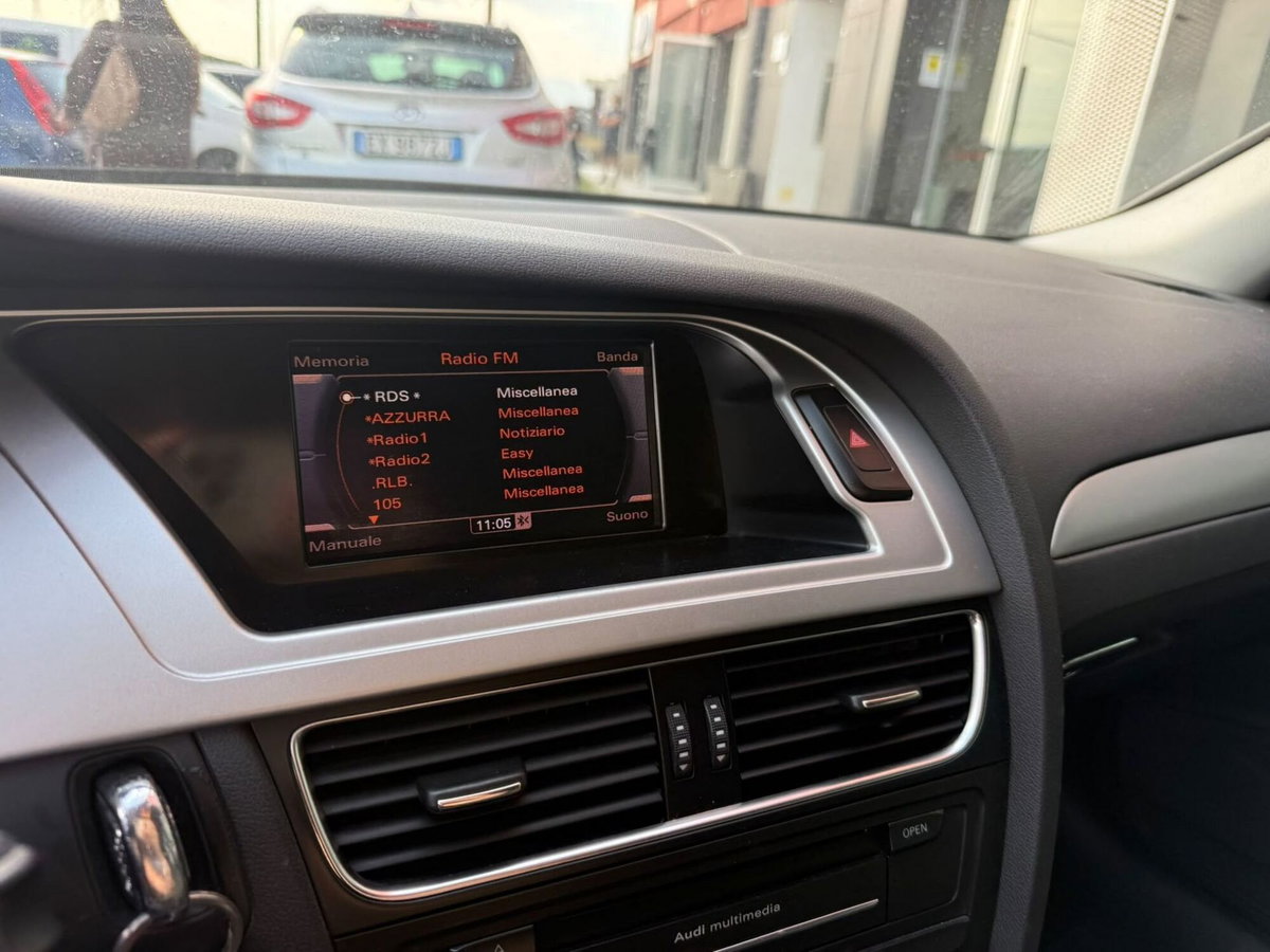 Audi A4 Avant 2.0 TDI 120 CV Advanced (9)