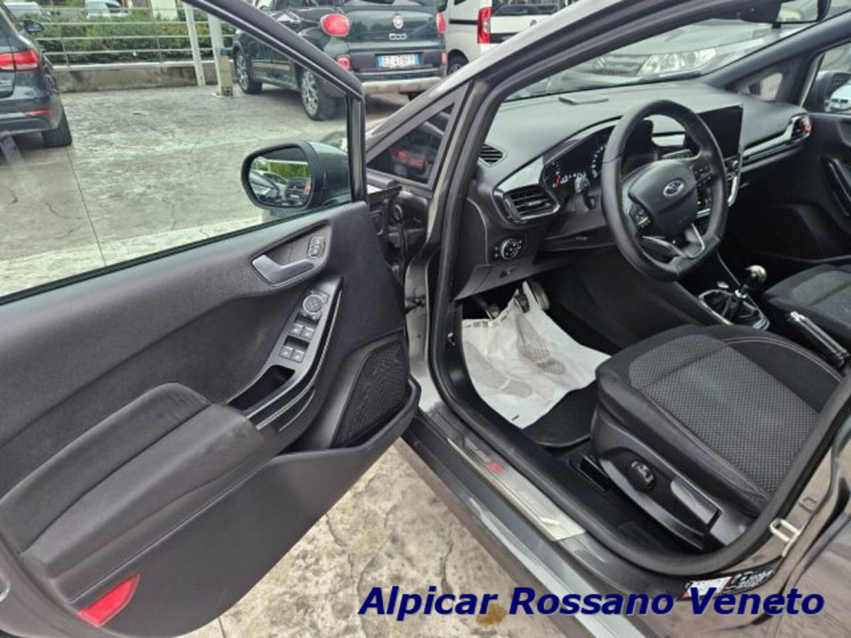 Ford Fiesta 1.5 TDCi 120 CV 5 porte ST-Line (14)